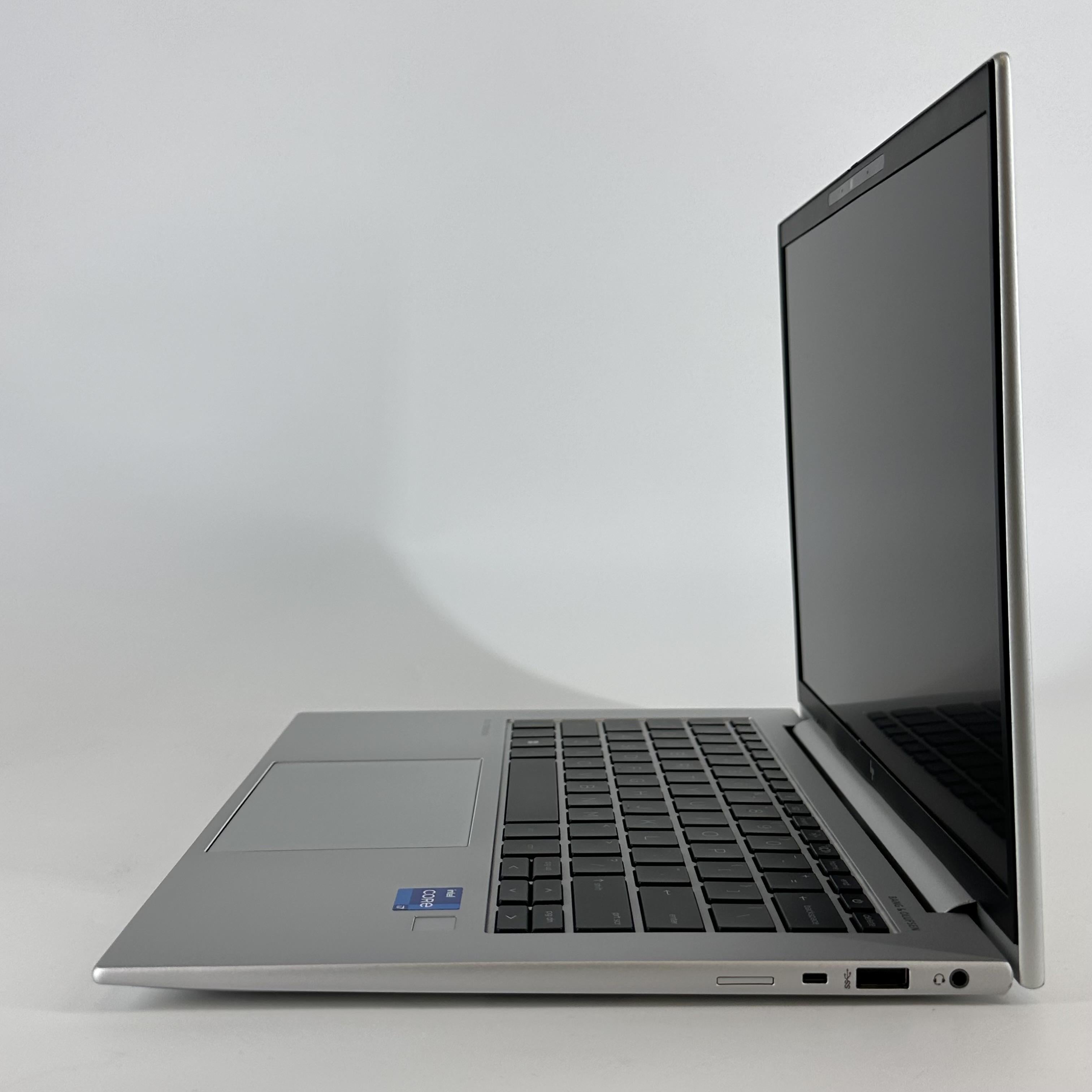 HP Elitebook 840 G10 14 Silver 2.2 GHz Intel Core i7 13th Gen. 32GB RAM 1TB Solid State Drive