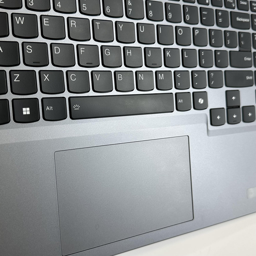 Lenovo Legion Slim 5 Gen 9 16 Gray 3.8 GHz AMD Ryzen 7 8845HS 16GB RAM 512GB Solid State Drive NVIDIA GeForce RTX 4060 8 GB