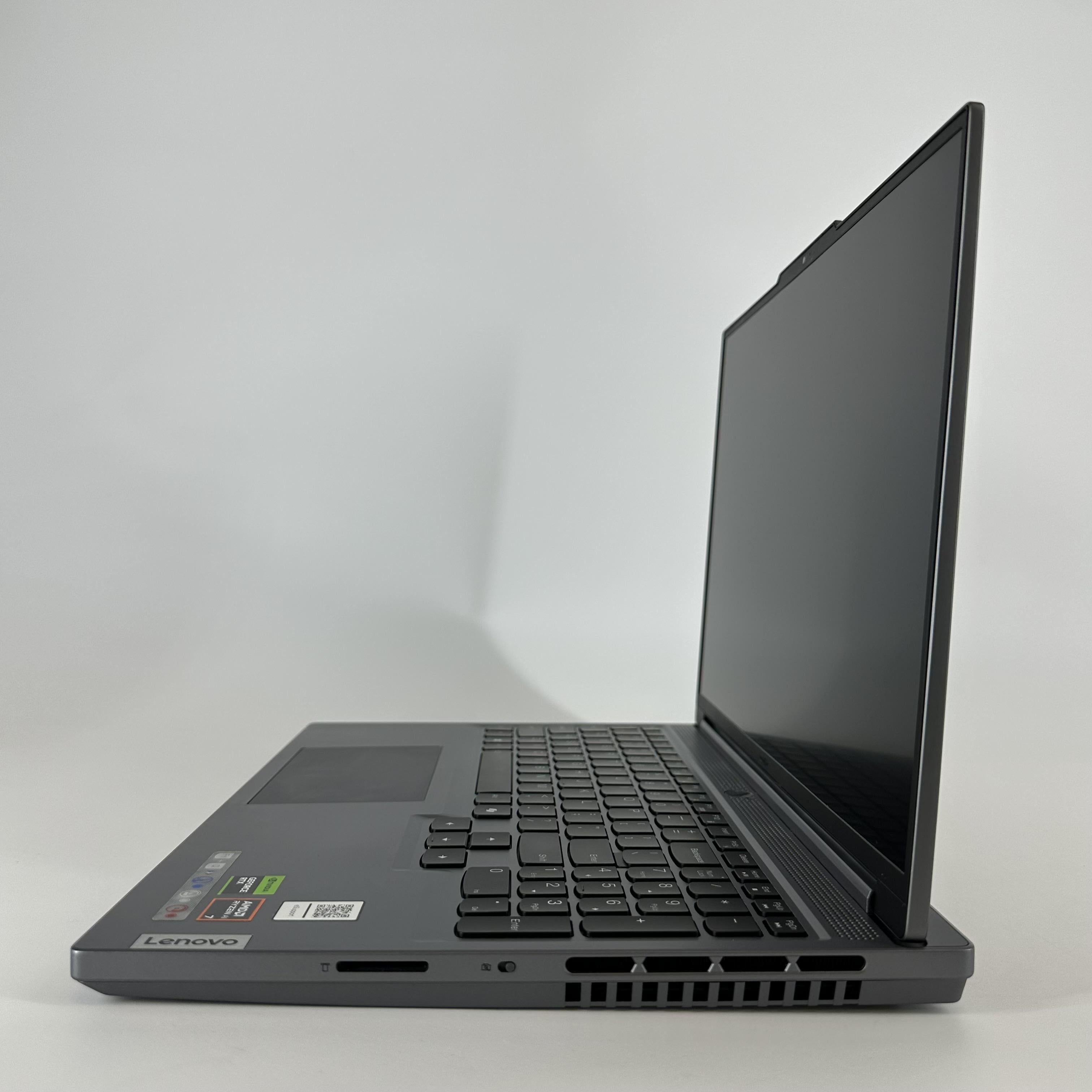 Lenovo Legion Slim 5 Gen 9 16 Gray 3.8 GHz AMD Ryzen 7 8845HS 16GB RAM 512GB Solid State Drive NVIDIA GeForce RTX 4060 8 GB