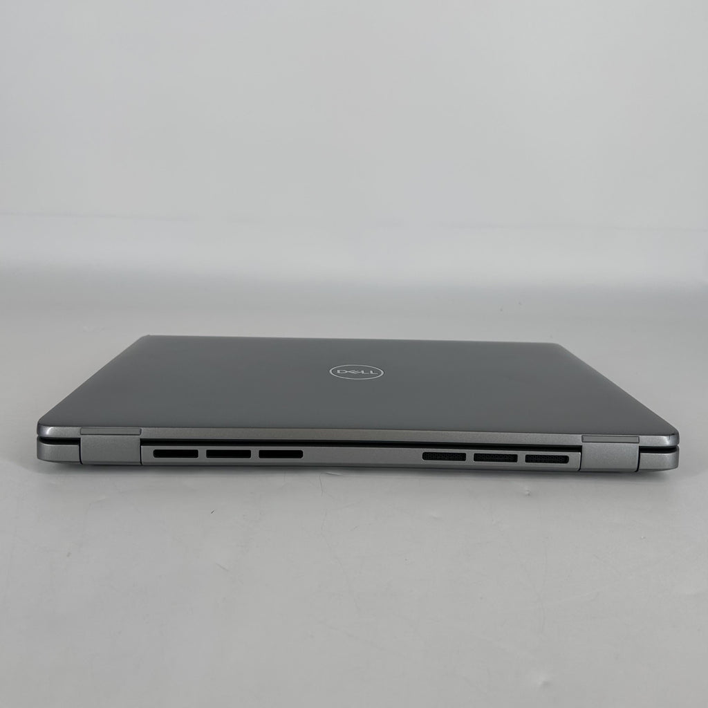 Dell Latitude 5450 14 Gray 1.7 GHz Intel Core Ultra 7 16GB RAM 512GB Solid State Drive