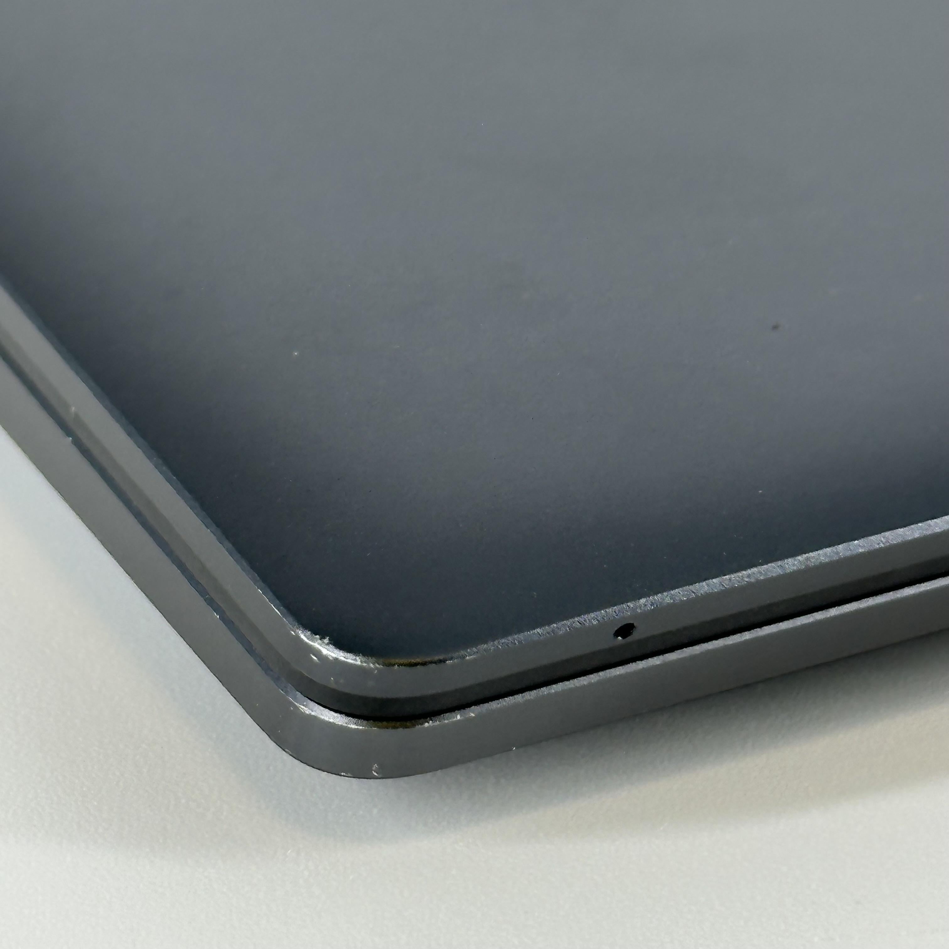 Dell Latitude 9430 14 Gray 1.8 GHz Intel Core i7 12th Gen. 32GB RAM 1TB Solid State Drive