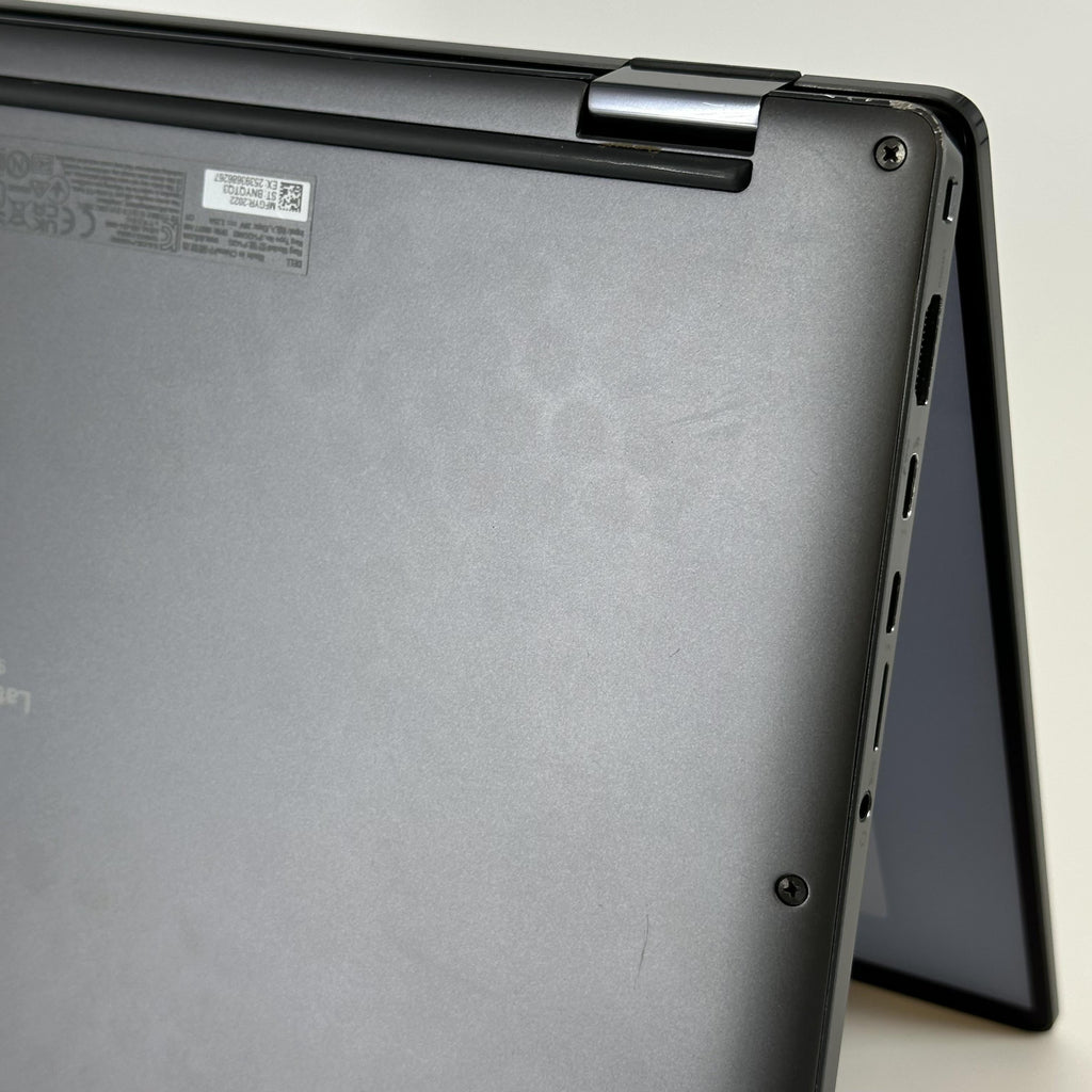 Dell Latitude 9430 14 Gray 1.8 GHz Intel Core i7 12th Gen. 32GB RAM 1TB Solid State Drive