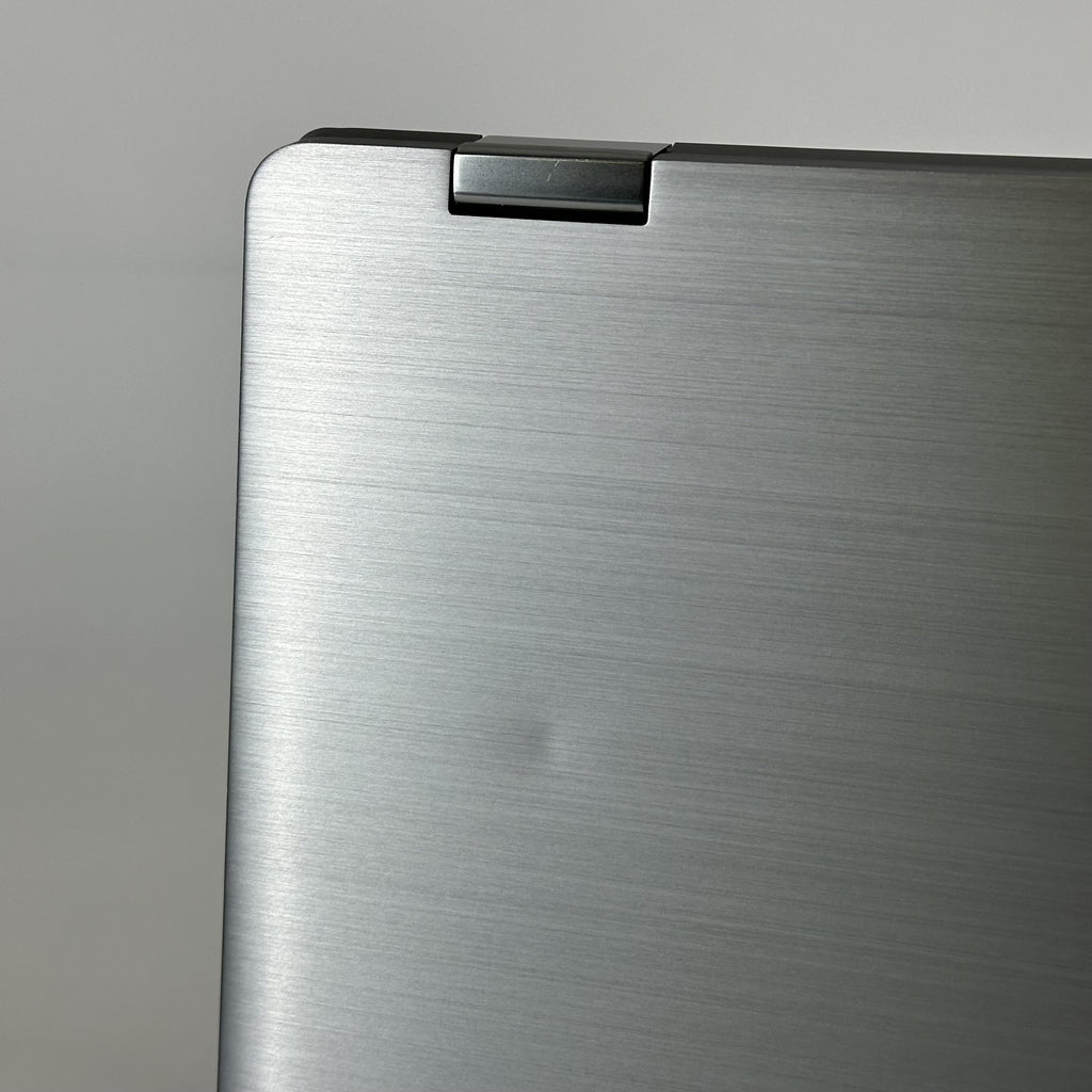 Dell Latitude 7430 (2-in-1) 14 Gray 1.8 GHz Intel Core i7 12th Gen. 16GB RAM 512GB Solid State Drive