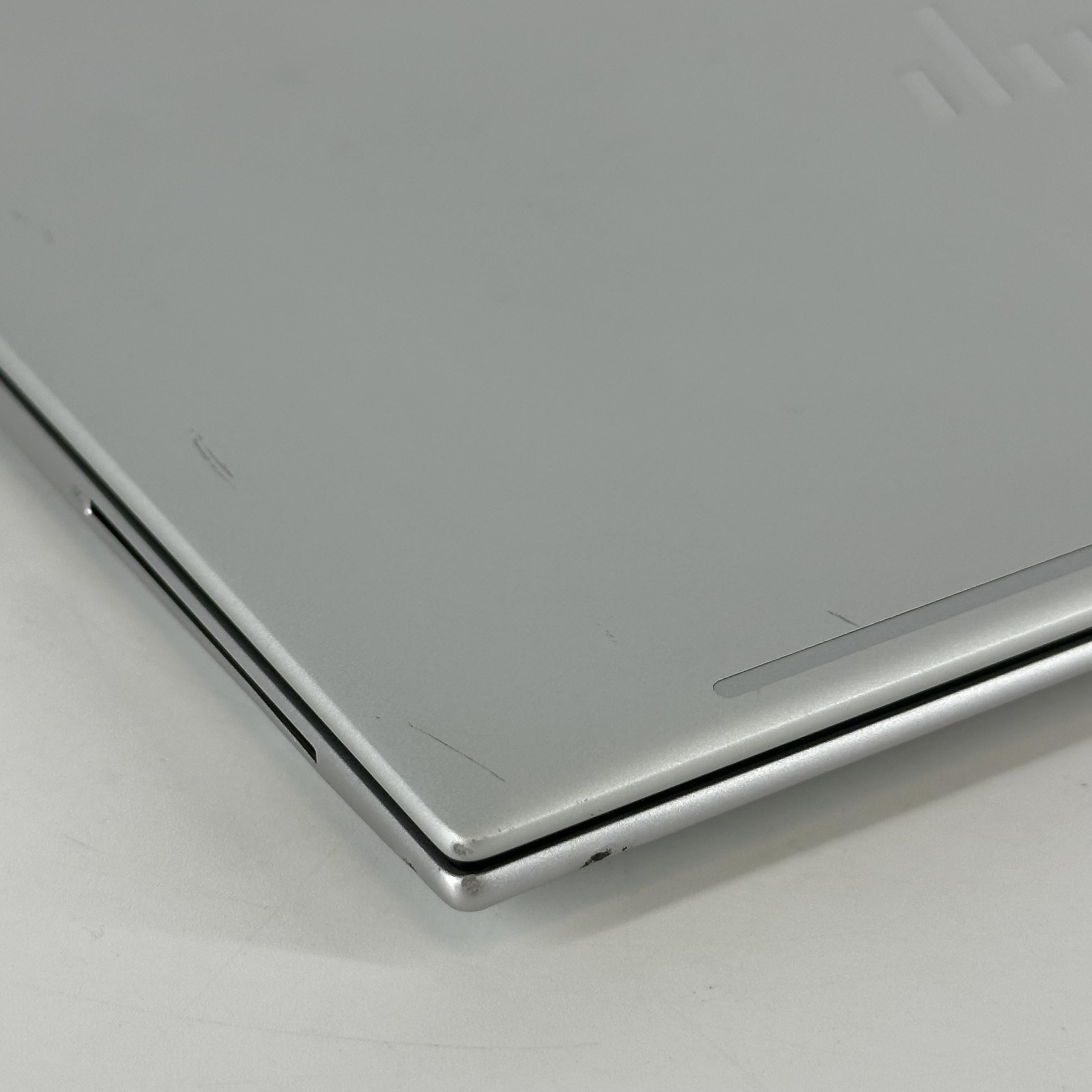 HP Elitebook 840 G9 14 Silver 1.6 GHz Intel Core i5 12th Gen. 16GB RAM 512GB Solid State Drive
