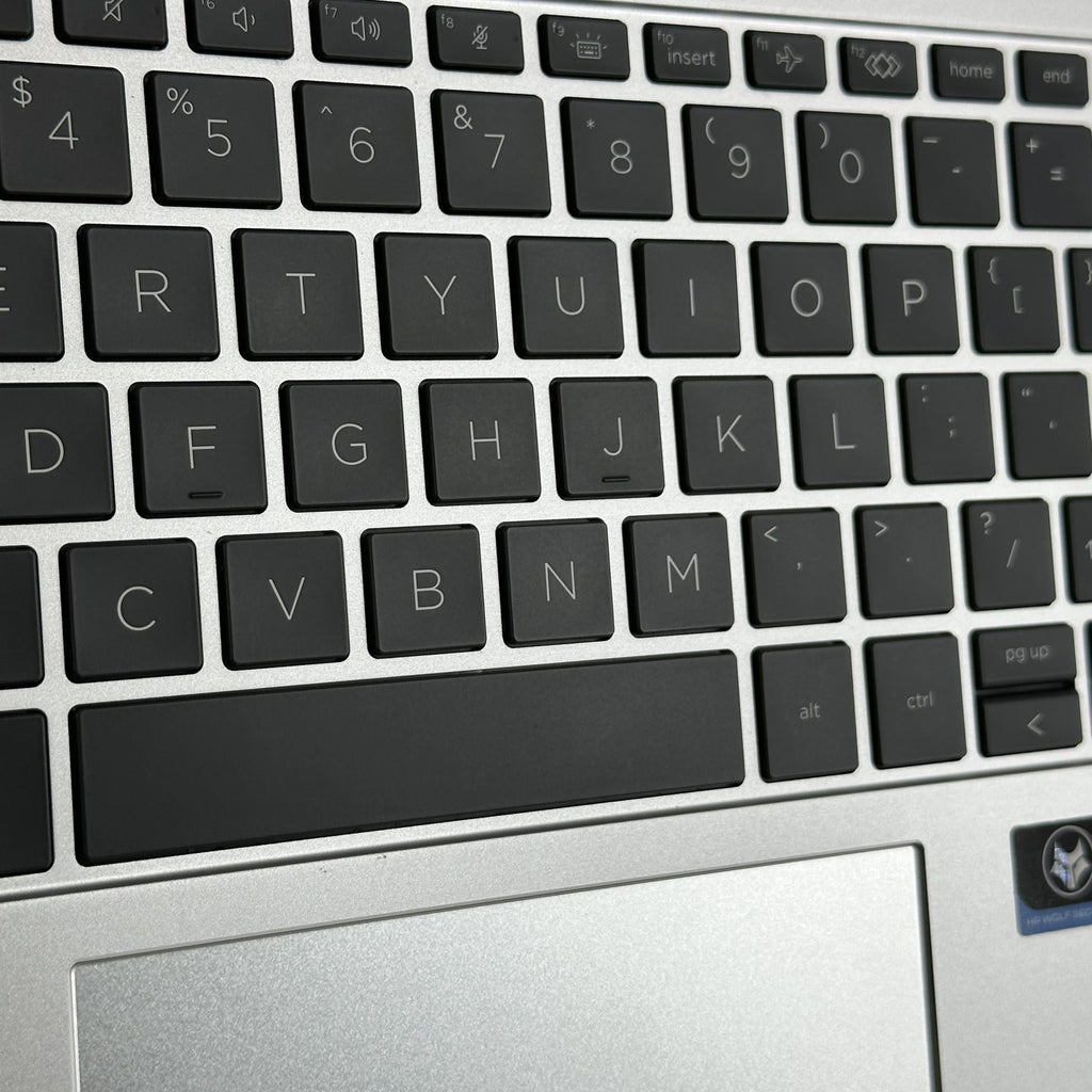 HP Elitebook 840 G9 14 Silver 1.6 GHz Intel Core i5 12th Gen. 16GB RAM 512GB Solid State Drive