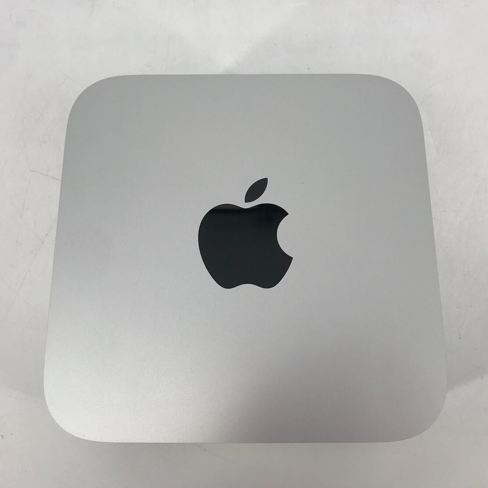 Mac Studio Silver 2022 M1 Ultra 20-Core CPU 48-Core GPU 64GB 1TB - Excellent