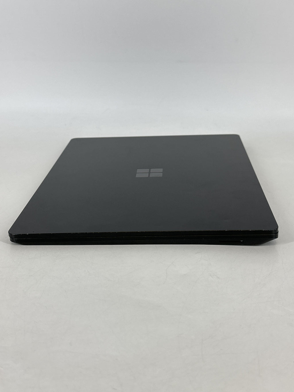 Microsoft Surface Laptop 4 13.5 Black 3.0 GHz Intel Core i7 11th Gen. 16GB RAM 256GB Solid State Drive