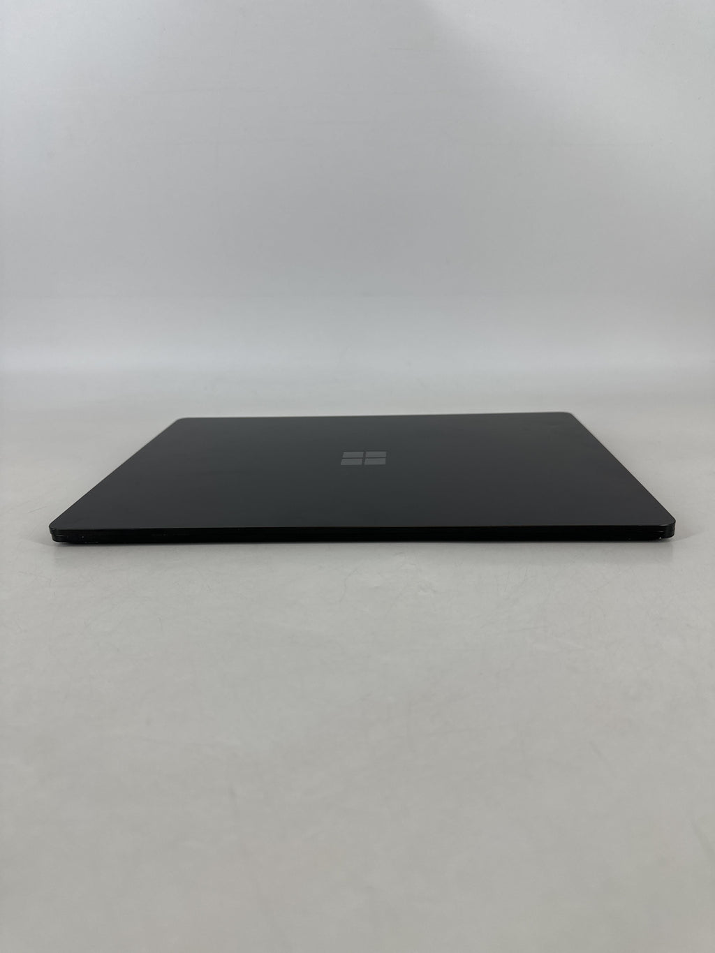 Microsoft Surface Laptop 4 13.5 Black 3.0 GHz Intel Core i7 11th Gen. 16GB RAM 256GB Solid State Drive