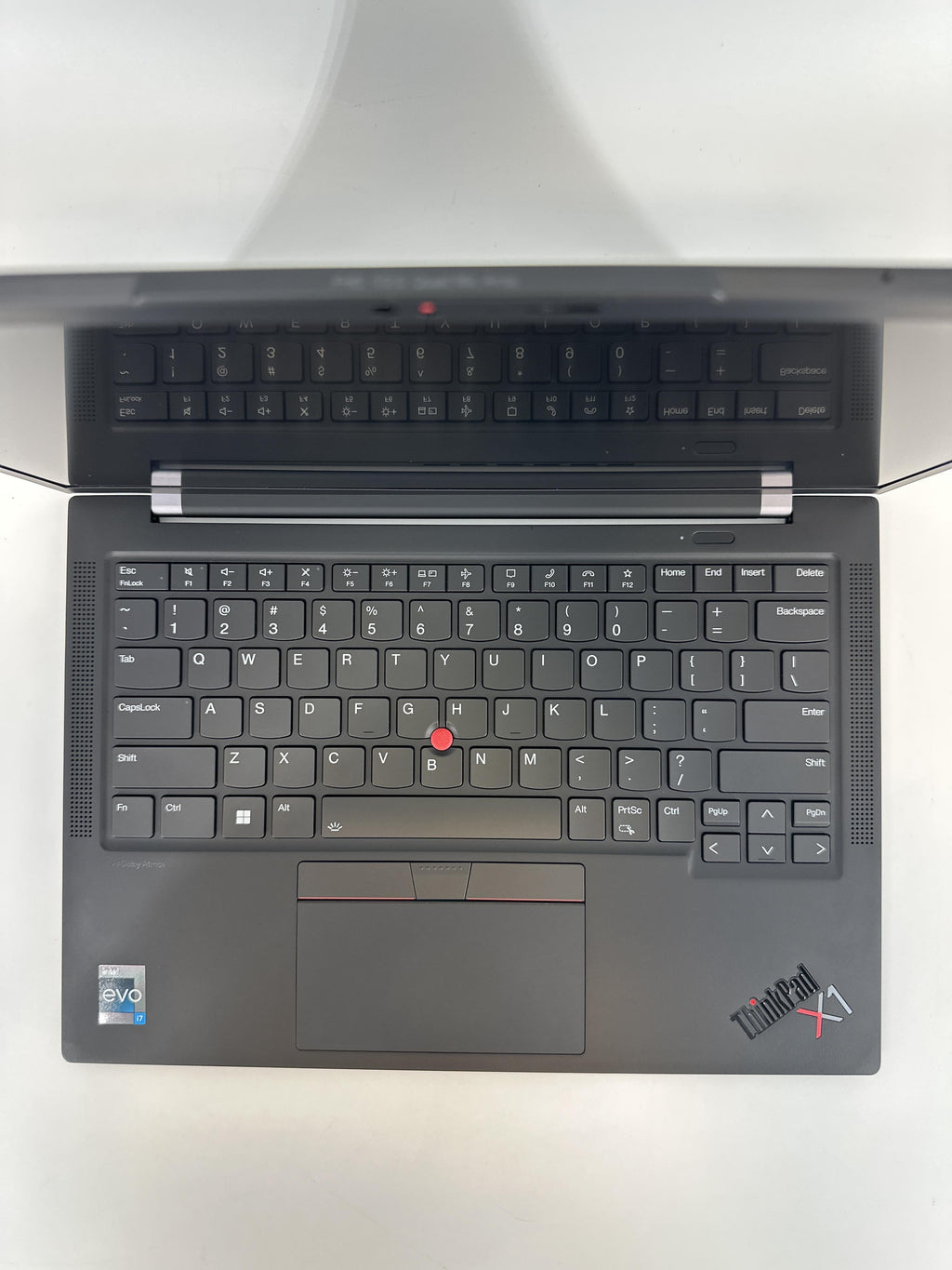 Lenovo ThinkPad X1 Carbon Gen 11 14 Black 1.7 GHz Intel Core i7 13th Gen. 16GB RAM 512GB Solid State Drive