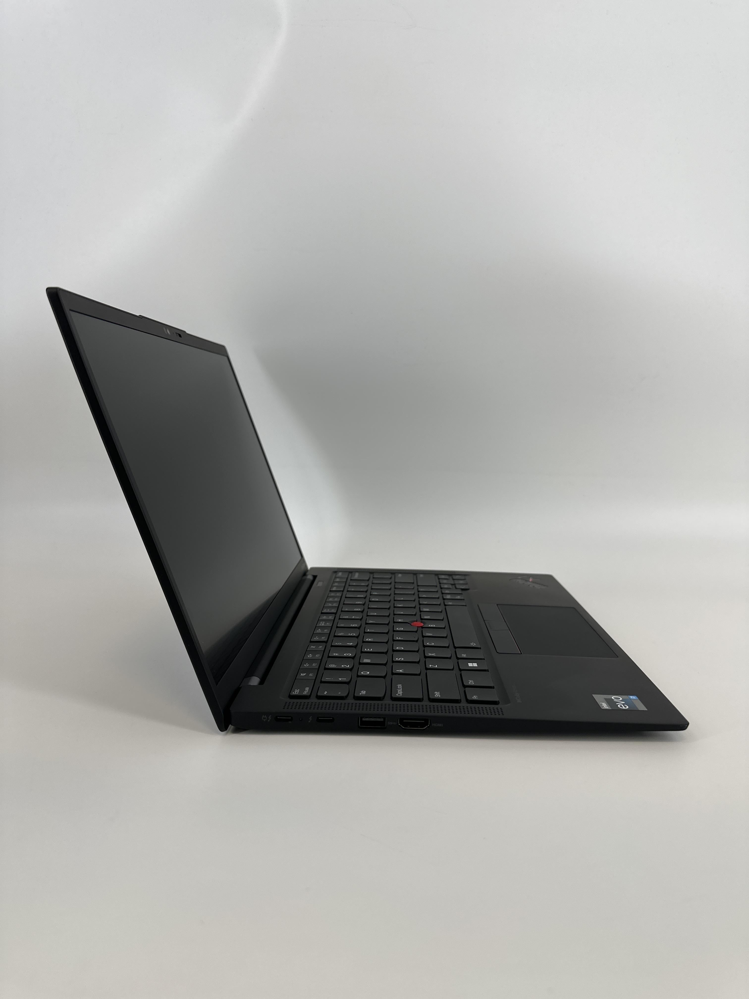 Lenovo ThinkPad X1 Carbon Gen 11 14 Black 1.7 GHz Intel Core i7 13th Gen. 16GB RAM 512GB Solid State Drive
