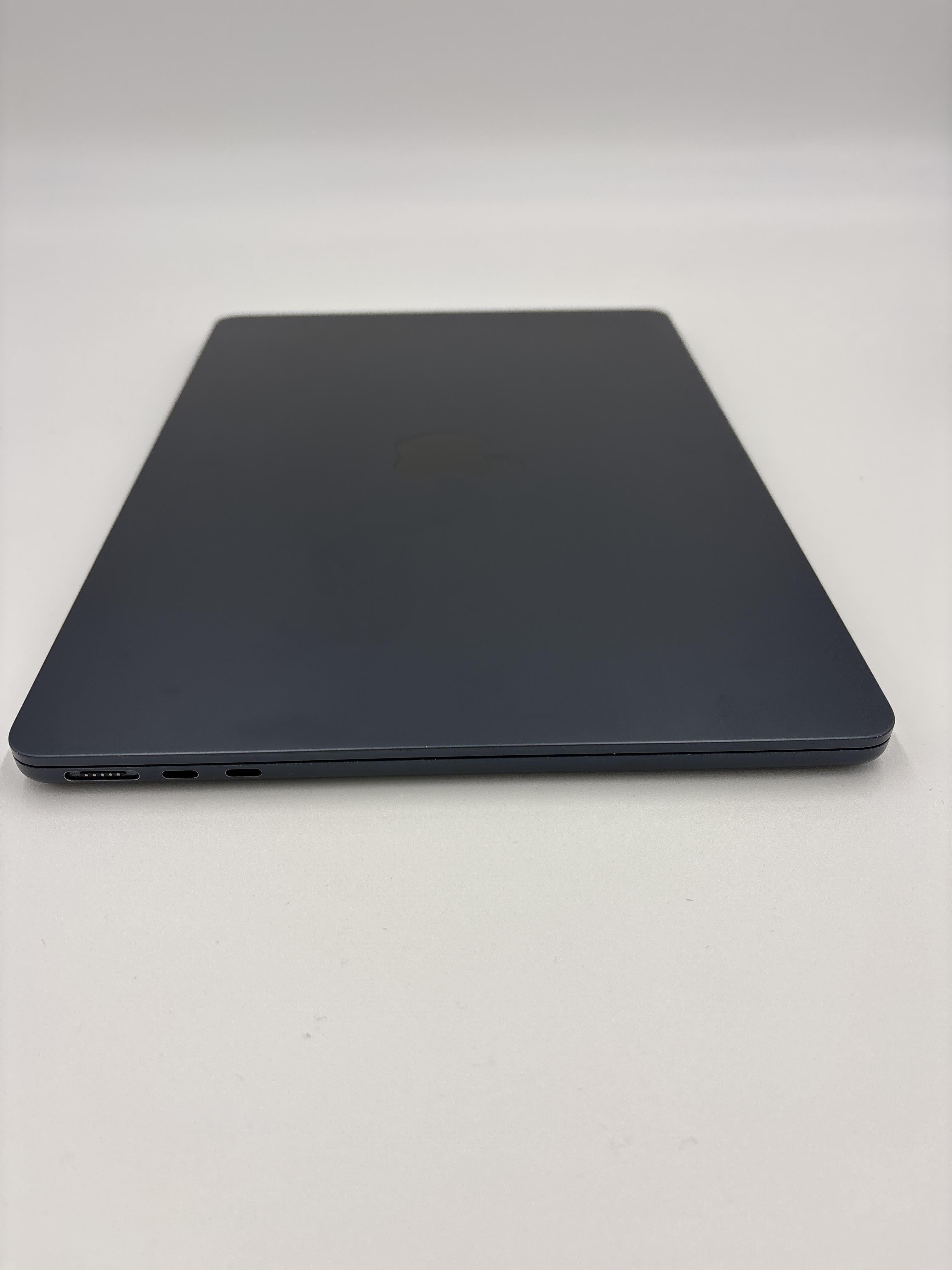 MacBook Air 13 2022 Blue 3.49 GHz M2 8-Core CPU 8GB Unified Memory 256GB Solid State Drive 8-Core GPU